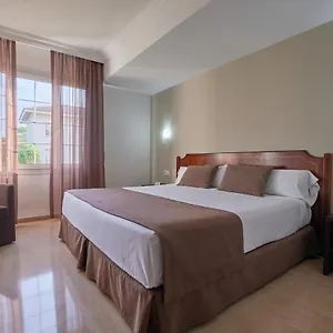 4* Hotel Crisol Jardines De